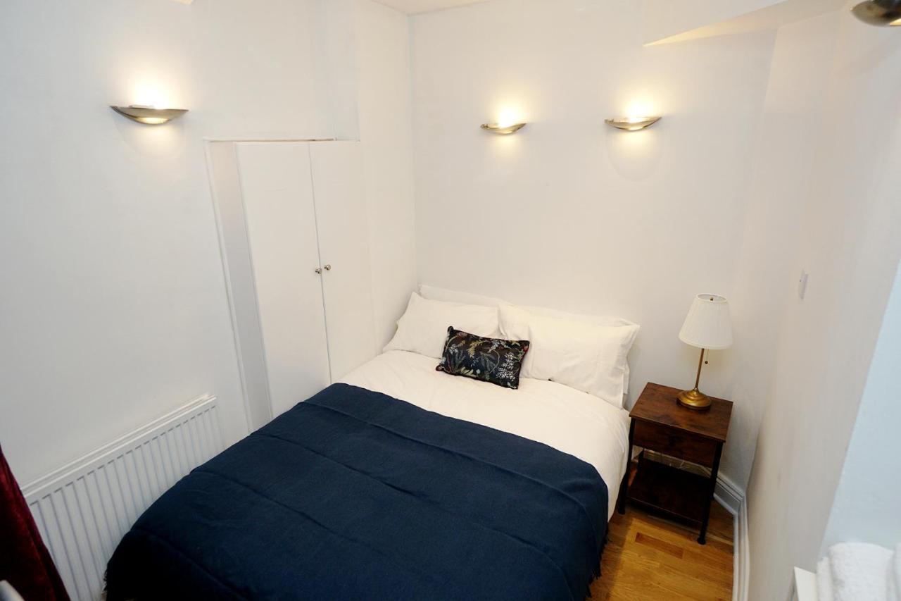 Cozy Retreat By Aresti Hotels Londres Exterior foto